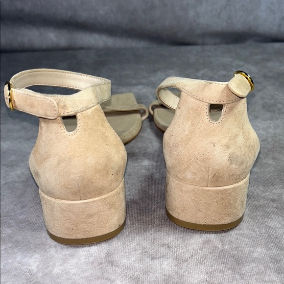 EUC Stuart Weitzman Elegant Tan Women's Sz US 9B Block Heel Sandals Nude Suede - Picture 3 of 14